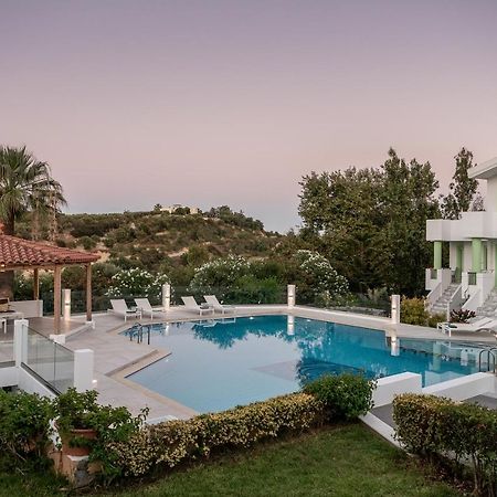 Villa Life Agia Marina  Exterior photo