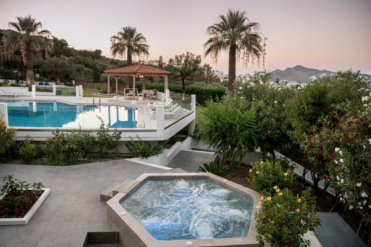 Villa Life Agia Marina  Exterior photo