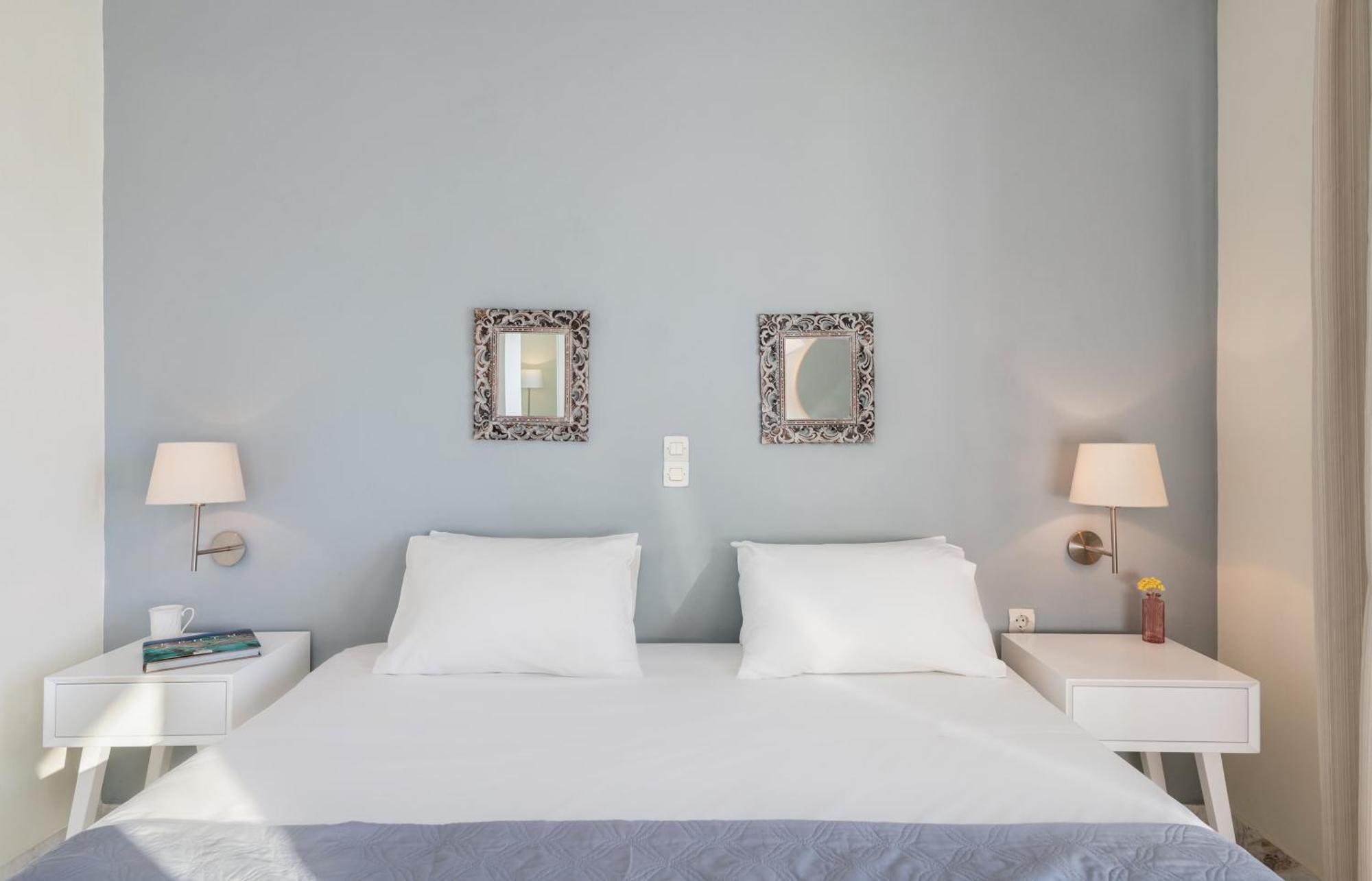Villa Life Agia Marina  Room photo